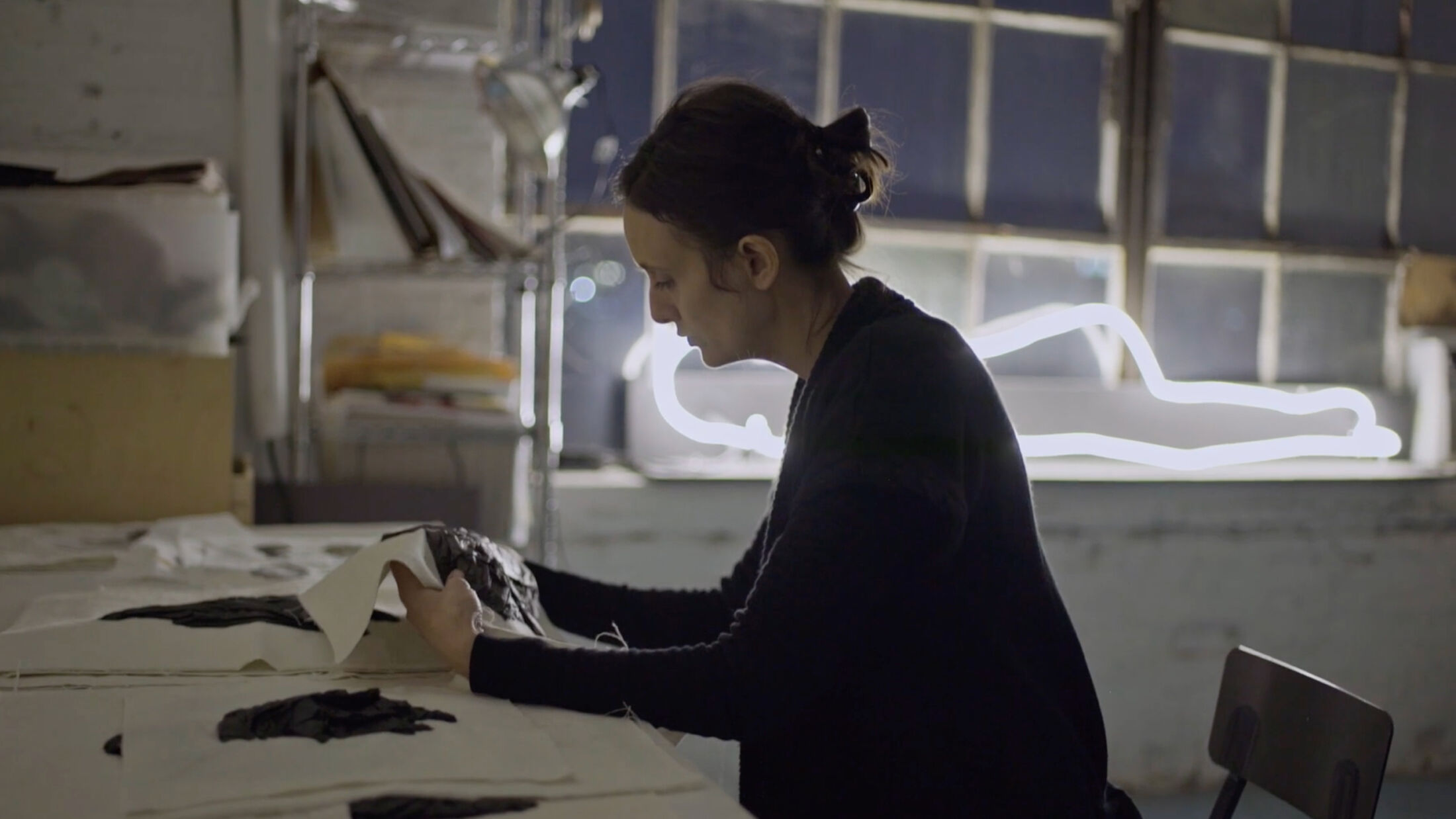 VinziRast hilft auf. Seit 20 Jahren. Fanny Allié in ihrem Atelier; ©Studio FREUDE